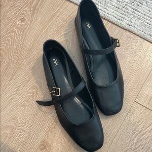 Zara Black Mary Jane Flats with Gold Buckle
